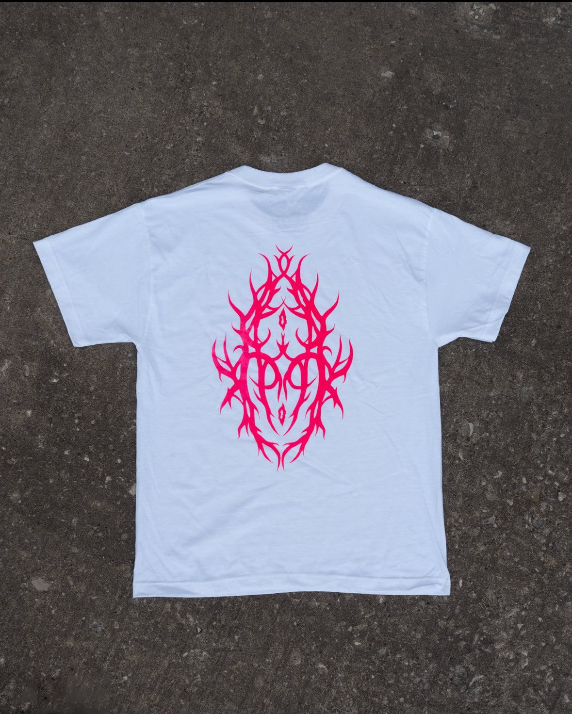 OBSCURED THORNS TEE