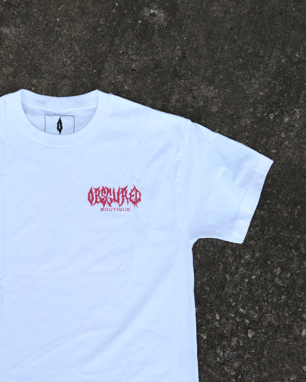 OBSCURED THORNS TEE