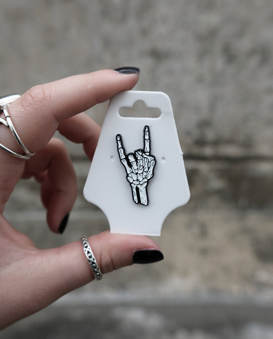 SKELETON HAND PIN