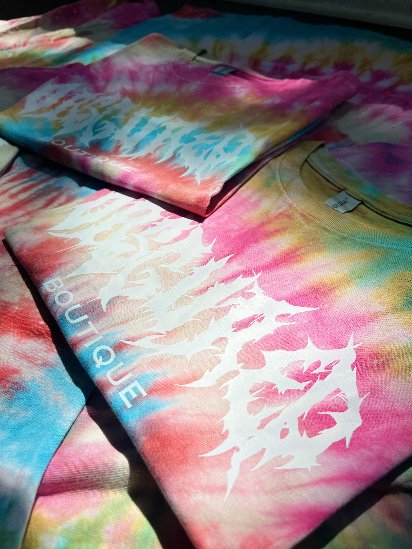 OBSCURED X NAS RAINBOW TIE-DYE CUTOFF