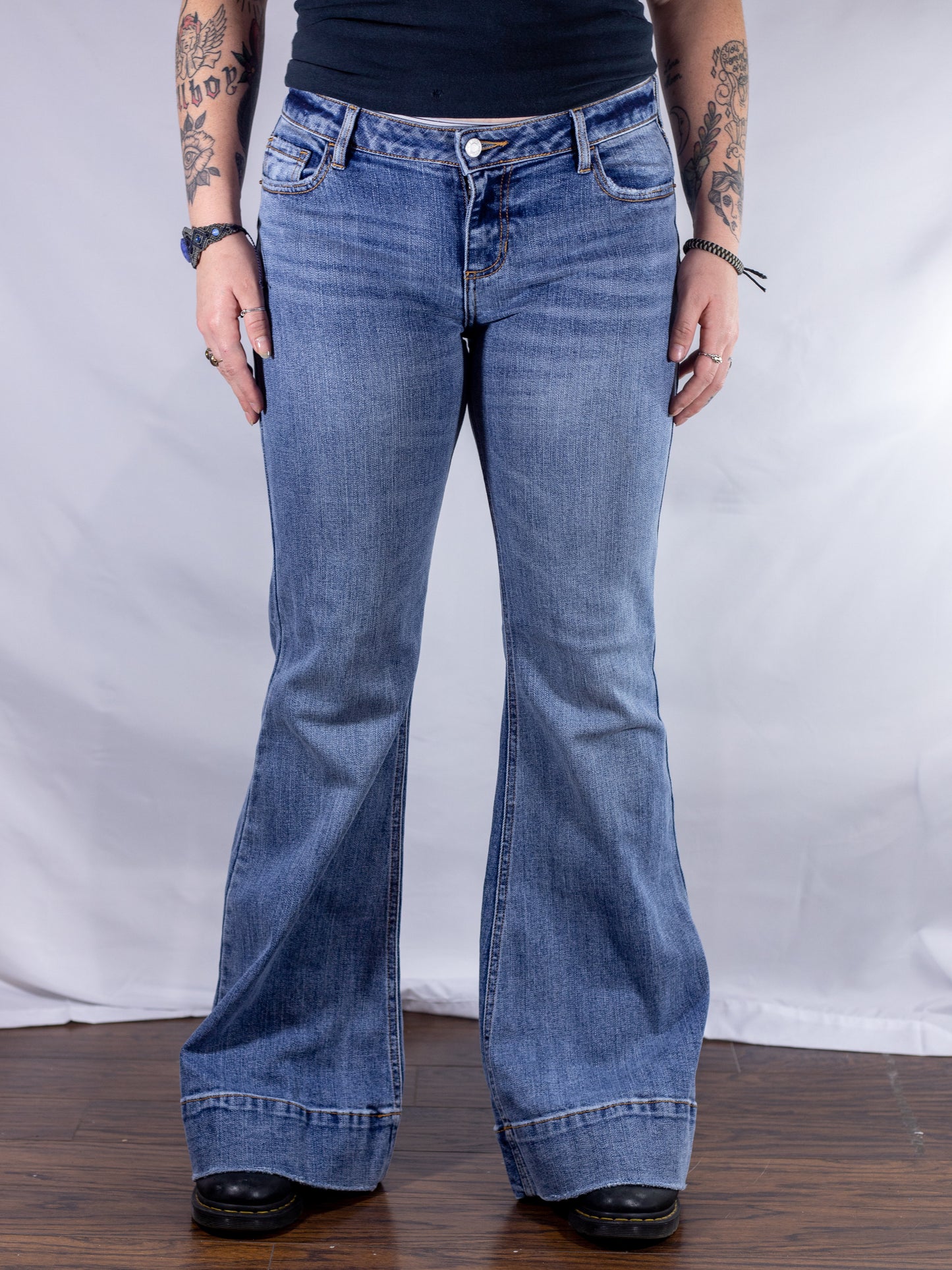 Retro Low Rise Super Flare Jeans