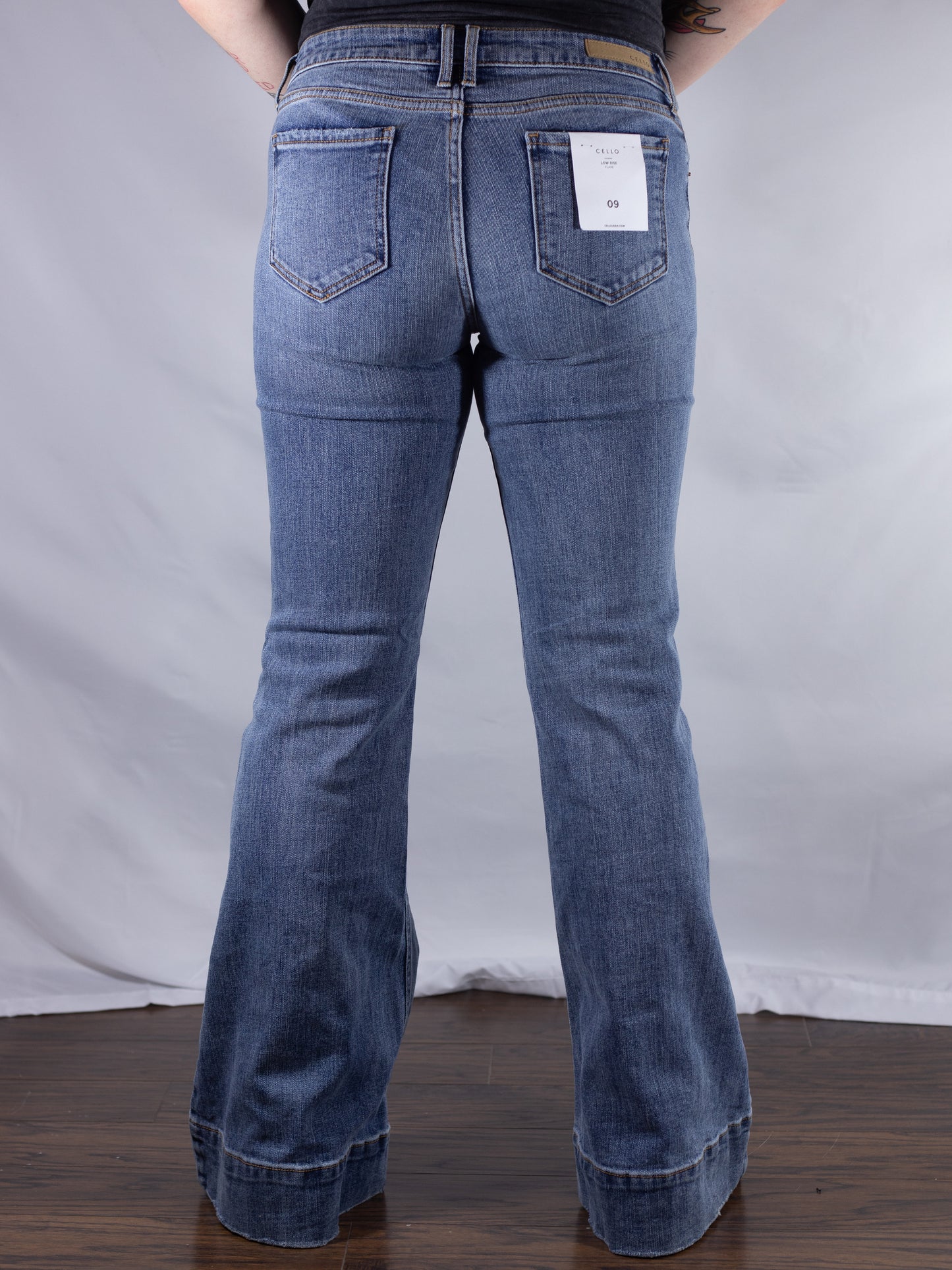 Retro Low Rise Super Flare Jeans